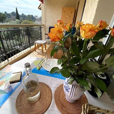 Logement Cosy, Situe Entre Ciel Et Mer Vence Εξωτερικό φωτογραφία