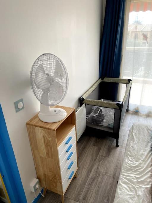 Logement Cosy, Situe Entre Ciel Et Mer Vence Εξωτερικό φωτογραφία
