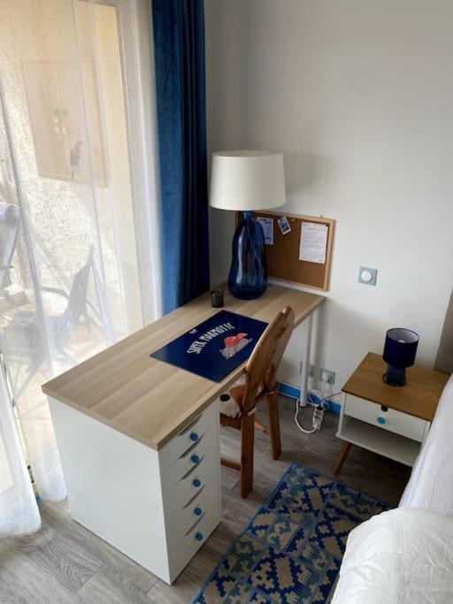 Logement Cosy, Situe Entre Ciel Et Mer Vence Εξωτερικό φωτογραφία